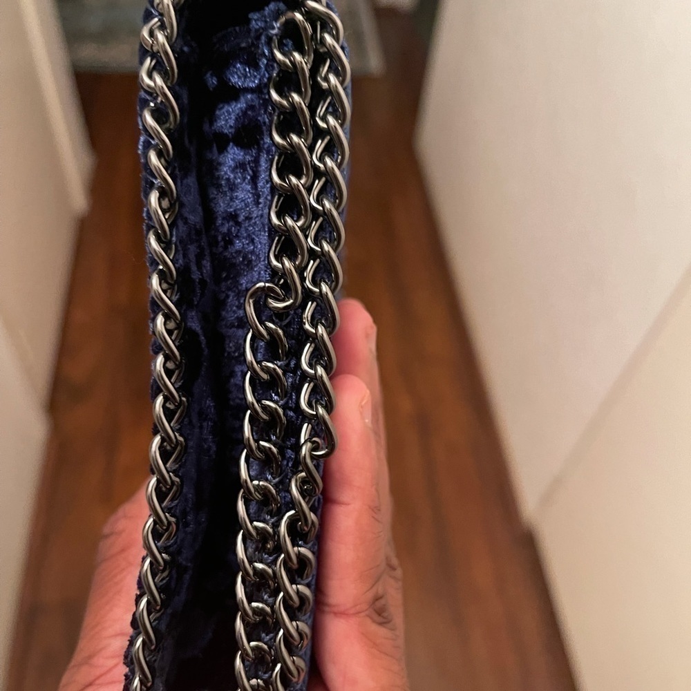 CHELSEA 28 Chain clutch NWT - Picture 2 of 7